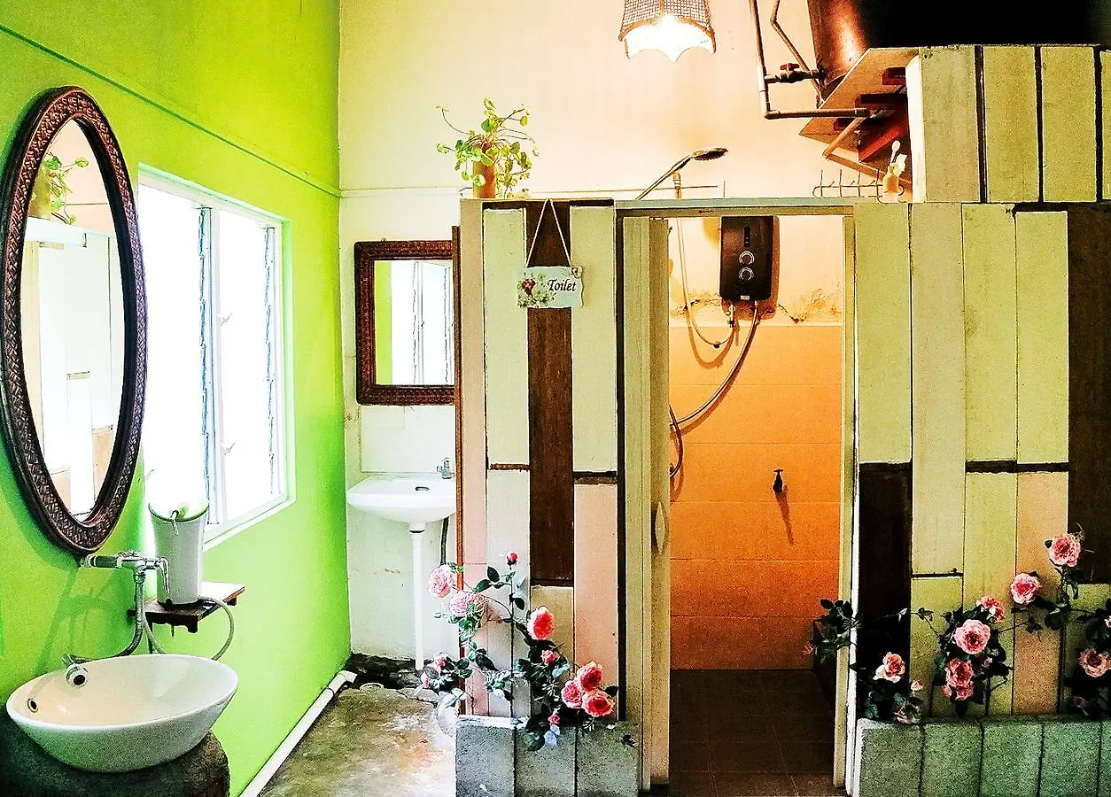Ohana House @ 53 Kasturi Malacca 0*,